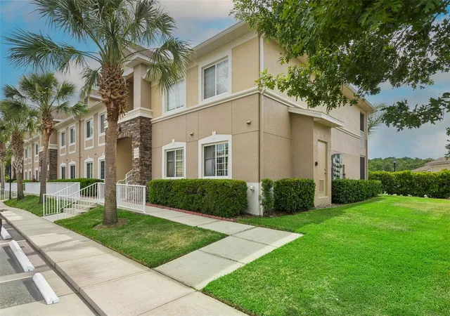 2nd image of 1195 Godavari Wy #105, Wesley Chapel, FL 33543 | MLS# TB8508436
