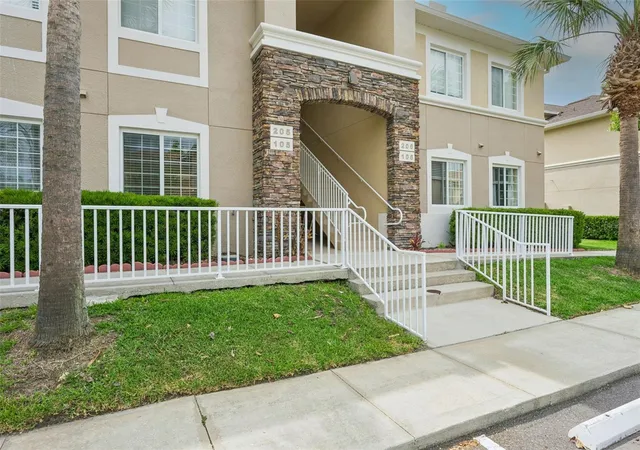 3rd image of 1195 Godavari Wy #105, Wesley Chapel, FL 33543 | MLS# TB8508436