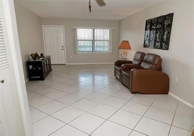 Photo 4 of Condo for sale at 305 30th Avenue W #A307, Bradenton, FL 34205 | MLS# A4693564 | Listing updated on 2026-10-07