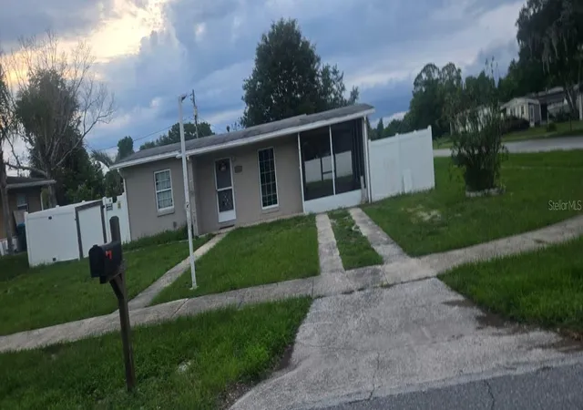 Photo 3 of Single family home for sale at 1222 Stillwater Ave, Deltona, FL 32725 | MLS# O6407731 | Listing updated on 2026-09-23