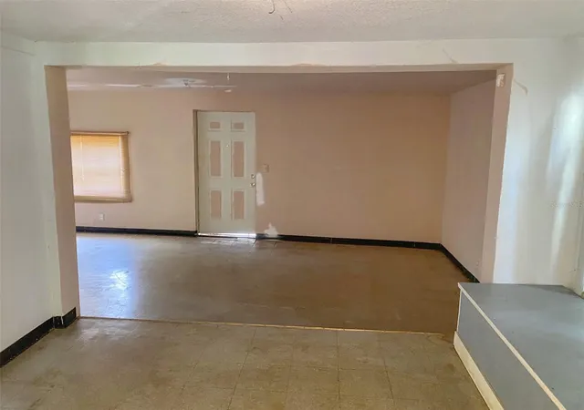 4th image of 3716 E Clifton St, Tampa, FL 33610 | MLS# TB8508467