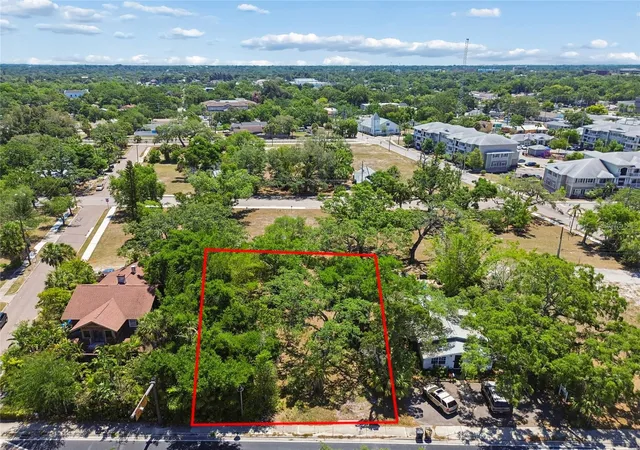 2nd image of 809 N Fort Harrison Ave, Clearwater, FL 33755 | MLS# TB8508475
