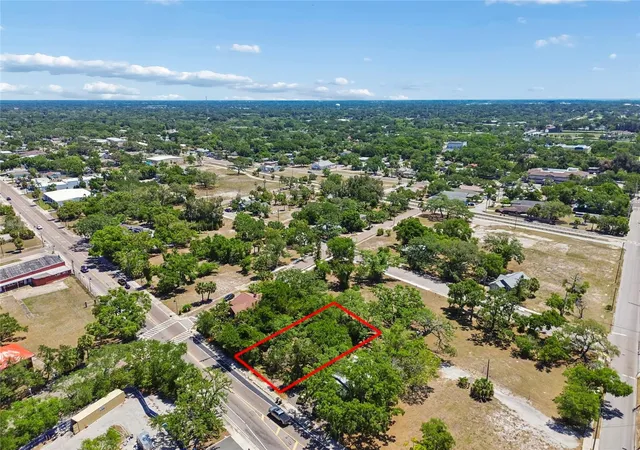 4th image of 809 N Fort Harrison Ave, Clearwater, FL 33755 | MLS# TB8508475