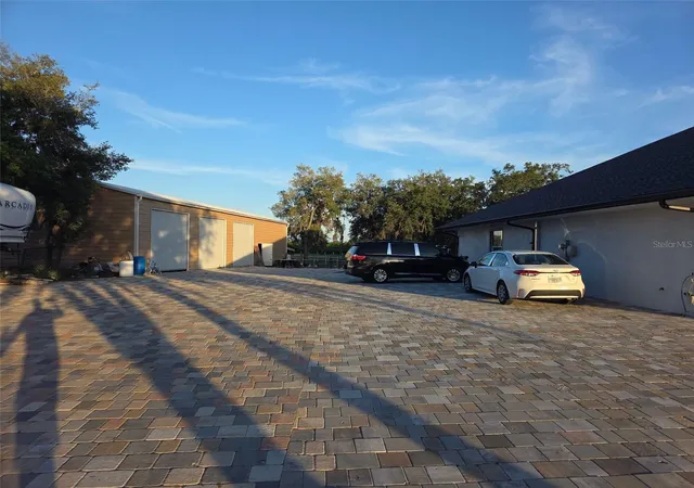 Photo 3 of Single family home for sale at 3620 County Rd 64 E, Avon Park, FL 33825 | MLS# O6407753 | Listing updated on 2026-06-02