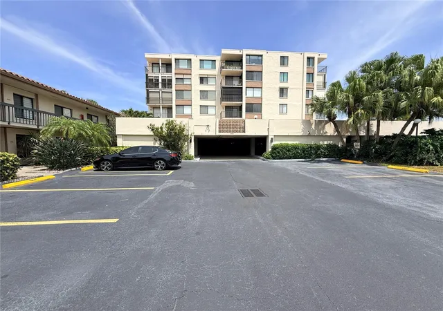 3rd image of 6219 Palma Del Mar Blvd S #504, Saint Petersburg, FL 33715 | MLS# TB8508532