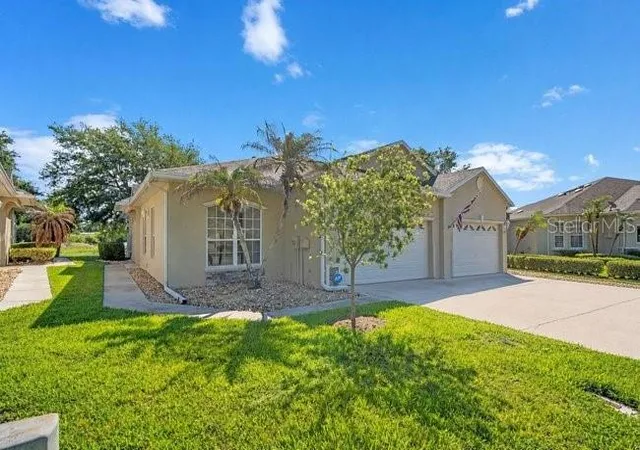 3rd image of 208 Lamonte Point Ct, De Bary, FL 32713 | MLS# O6407800