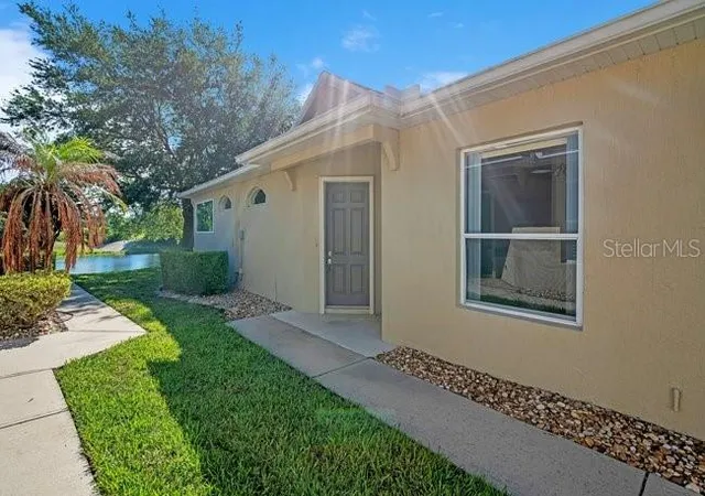 4th image of 208 Lamonte Point Ct, De Bary, FL 32713 | MLS# O6407800
