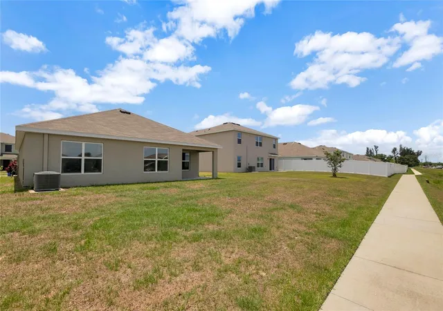39th image of 810 Ace Outlaw Ave, Ruskin, FL 33570 | MLS# TB8508557