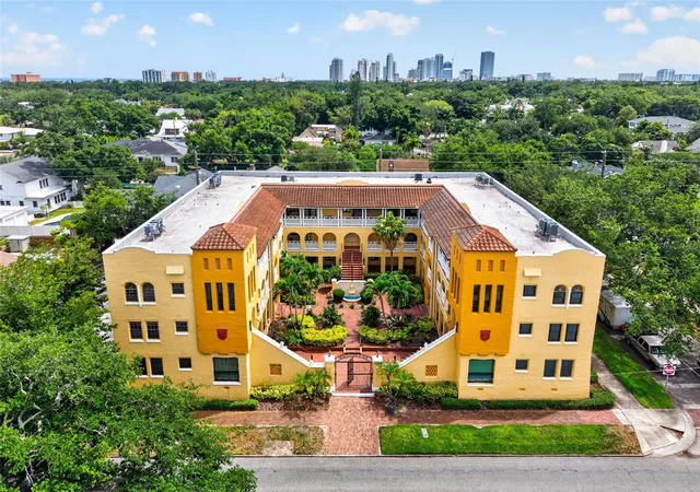 1st image of 210 22nd Avenue Ne #12, Saint Petersburg, FL 33704 | MLS# TB8508559
