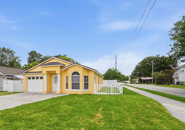 Photo 2 of Single family home for sale at 2741 S Brown Ave, Orlando, FL 32806 | MLS# G5112374 | Listing updated on 2026-08-18
