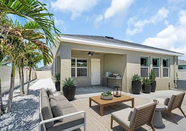 3rd image of 1461 N River Cir, Tarpon Springs, FL 34689 | MLS# TB8508565