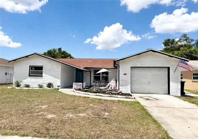 Photo 1 of Single family home for sale at 143 Valley Cir, Brandon, FL 33510 | MLS# TB8508566 | Listing updated on 2026-05-28