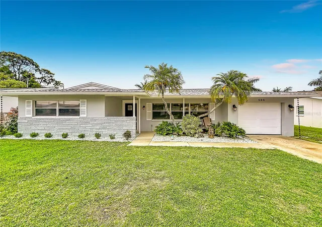 2nd image of 508 Shore Dr, Largo, FL 33771 | MLS# O6407810