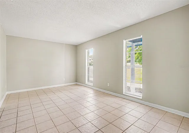 Photo 3 of Single family home for sale at 1534 Hallam Ct S, Lakeland, FL 33813 | MLS# O6407818 | Listing updated on 2026-10-15