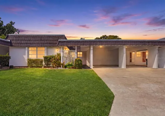 Photo 2 of Single family home for sale at 3960 Lakeside Rd #156, Sarasota, FL 34232 | MLS# A4693592 | Listing updated on 2026-09-12