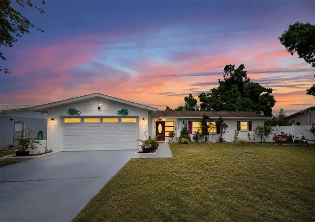 Photo 4 of Single family home for sale at 6212 20th Street S, Saint Petersburg, FL 33712 | MLS# TB8508588 | Listing updated on 2026-09-21