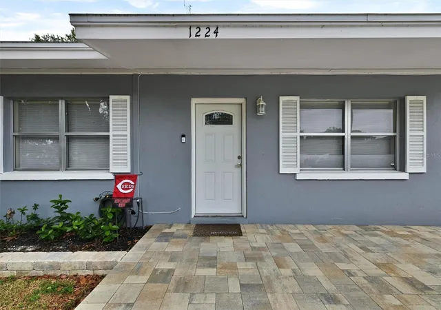 Homes for sale in Clearwater, FL | 1224 Bellevue Blvd, Clearwater, FL 33756 | MLS# TB8508589