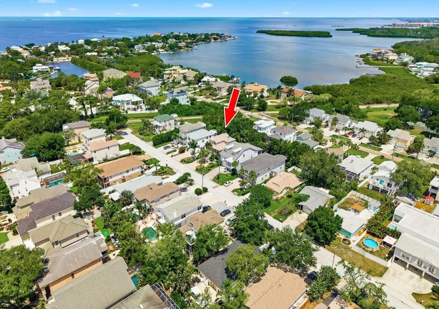 2nd image of 503 Palm Ave, Palm Harbor, FL 34683 | MLS# TB8508594