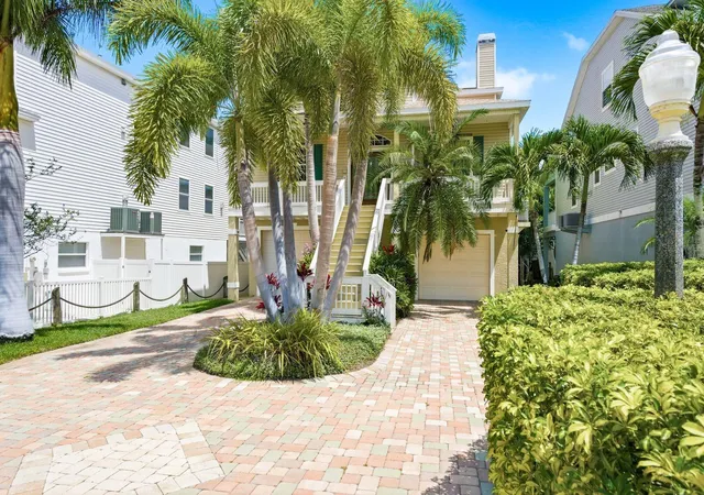 3rd image of 503 Palm Ave, Palm Harbor, FL 34683 | MLS# TB8508594