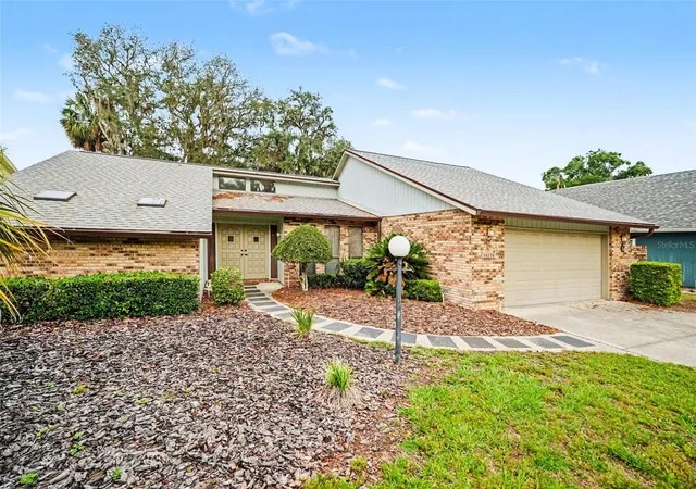 Homes for sale in Dade City, FL | 34334 Whispering Oaks Blvd, Dade City, FL 33523 | MLS# TB8508611