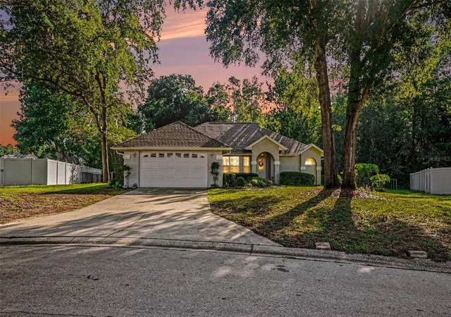 Photo 1 of Single family home for sale at 6607 Se 11th Loop, Ocala, FL 34472 | MLS# O6407849 | Listing updated on 2026-08-26