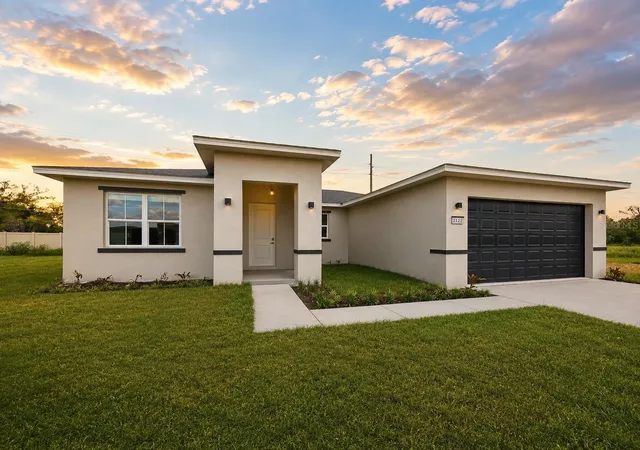 Single family home for sale at 2122 River Hawk Loop, WINTER HAVEN, FL 33880 | MLS# S5149889