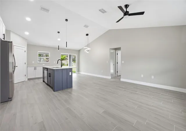 Photo 3 of Single family home for sale at 3086 W Hampshire Blvd, Citrus Springs, FL 34433 | MLS# OM724728 | Listing updated on 2026-09-26