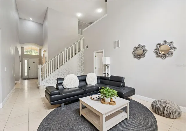 Photo 5 of Single family home for sale at 2694 La Isla Ct, Kissimmee, FL 34747 | MLS# S5149891 | Listing updated on 2026-08-14