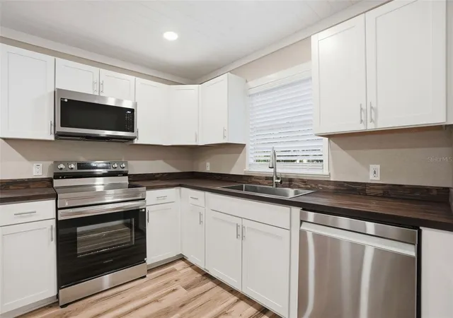 3rd image of 65 Markham Ln, Brooksville, FL 34601 | MLS# W7885764