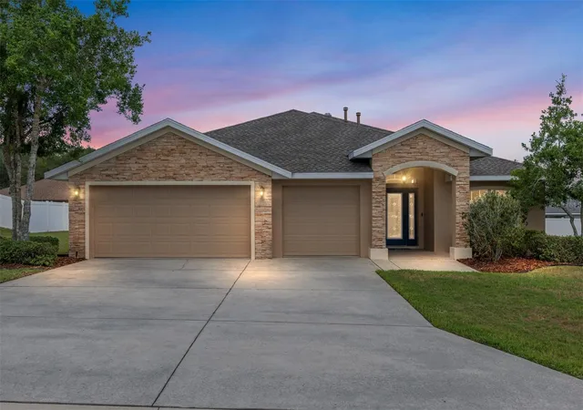 1st image of 915 Se 69th Ave, Ocala, FL 34472 | MLS# OM724730