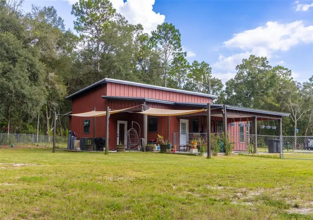 Photo 2 of Single family home for sale at 8031 Nw 172nd Lane, Fanning Springs, FL 32693 | MLS# GC540343 | Listing updated on 2026-07-25