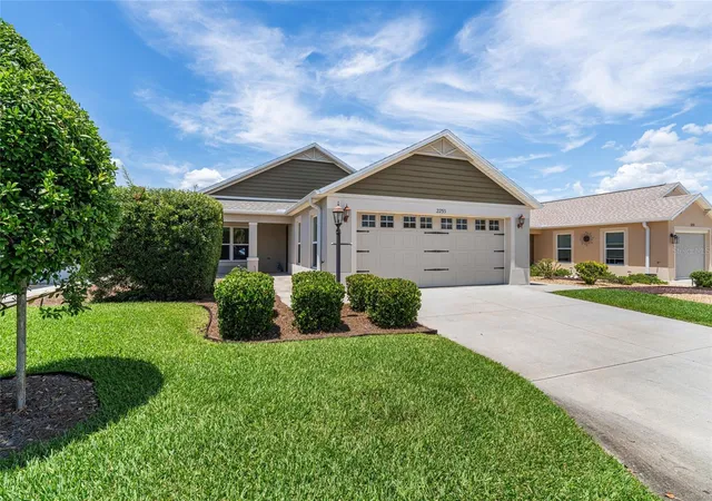 Homes for sale in The Villages, FL | 2255 Patricia Pl, The Villages, FL 32163 | MLS# G5112381