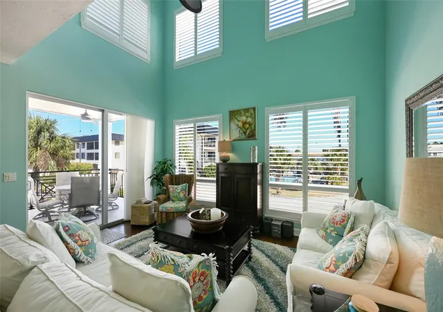 4th image of 109 6Th St N #A, Bradenton Beach, FL 34217 | MLS# A4693625