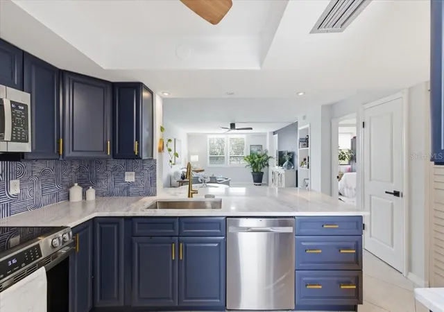 Photo 3 of Condo for sale at 2621 Cvs Cay Dr #302, Clearwater, FL 33760 | MLS# TB8508674 | Listing updated on 2026-09-19