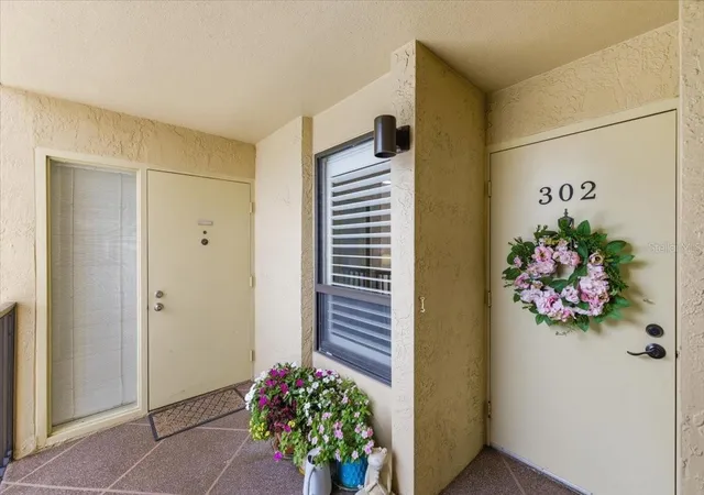 42nd image of 2621 Cove Cay Dr #302, Clearwater, FL 33760 | MLS# TB8508674