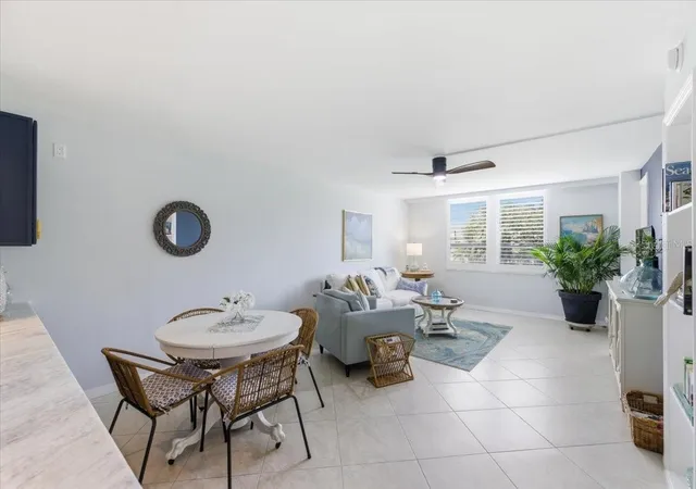 Homes for sale in Clearwater, FL | 2621 Cove Cay Dr #302, Clearwater, FL 33760 | MLS# TB8508674