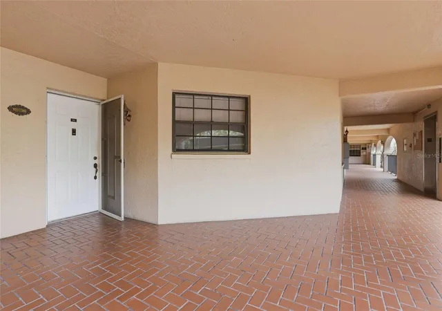 3rd image of 23465 Harborview Rd #913, Punta Gorda, FL 33980 | MLS# C7526207