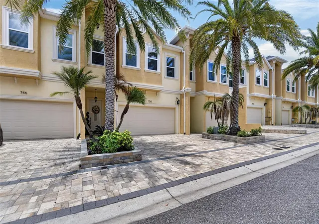 2nd image of 750 Grand Cypress Ln, Tarpon Springs, FL 34689 | MLS# TB8508694