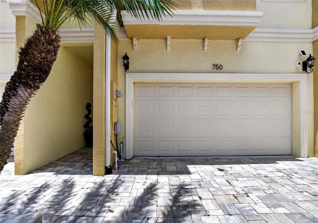 5th image of 750 Grand Cypress Ln, Tarpon Springs, FL 34689 | MLS# TB8508694