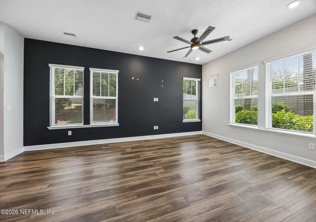 Photo 4 of Townhouse for sale at 11496 Fathom Ct, Jacksonville, FL 32256 | MLS# O6407931 | Listing updated on 2026-09-11