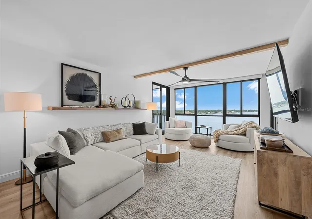 Photo 4 of Condo for sale at 7100 Sunshine Skyway Ln S #701, Saint Petersburg, FL 33711 | MLS# TB8508698 | Listing updated on 2026-09-17