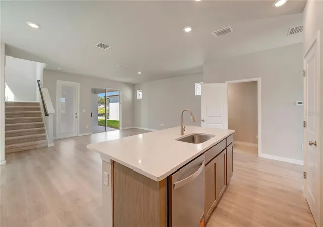 Photo 4 of Single family home for sale at 2823 Crimson Cap St, Odessa, FL 33556 | MLS# TB8508703 | Listing updated on 2026-10-08