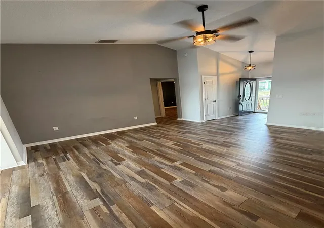 2nd image of 8871 Pebblebrooke Dr, Lakeland, FL 33810 | MLS# TB8508705