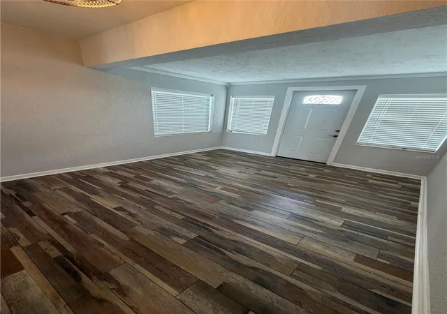 4th image of 8871 Pebblebrooke Dr, Lakeland, FL 33810 | MLS# TB8508705