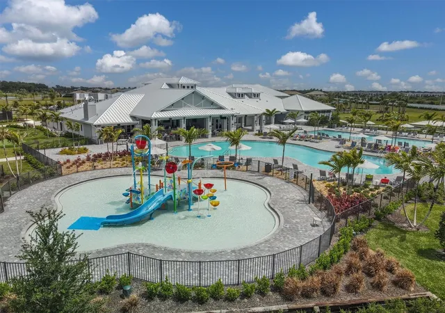 3rd image of 15909 Tradewind Ter, Bradenton, FL 34211 | MLS# A4693644