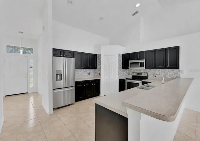 Homes for sale in Kissimmee, FL | 617 Brockton Dr, Kissimmee, FL 34758 | MLS# S5149911