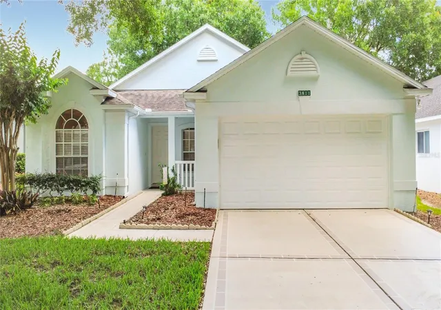 Homes for sale in Clermont, FL | 3811 Westerham Dr, Clermont, FL 34711 | MLS# S5149915