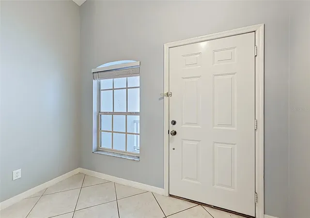4th image of 3811 Westerham Dr, Clermont, FL 34711 | MLS# S5149915