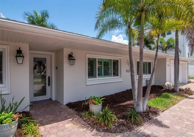 Photo 1 of Single family home for sale at 4927 W Melrose Ave N, Tampa, FL 33629 | MLS# TB8508744 | Listing updated on 2026-09-30