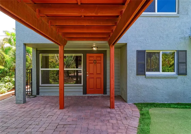 Photo 1 of Sale Pending at 4509 S Lockwood Ridge Rd, Sarasota, FL 34231 | MLS# A4693665 | Listing updated on 2026-08-25